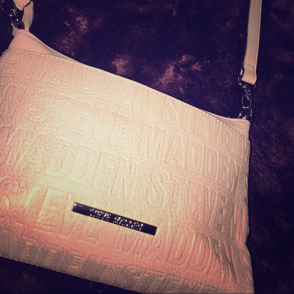 AUTHENTIC STEVE MADDEN PURSE CROSSBODY